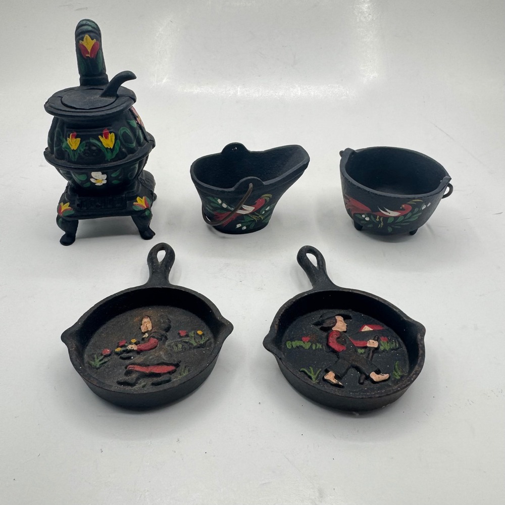 Vintage Hand Painted Cast Iron Miniature Stove Skillet Cauldron 5pc Set Folk Art
